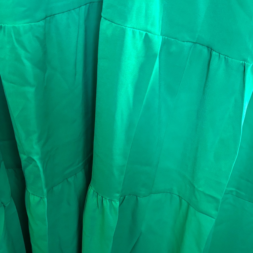 NWOT-Vibrant Green Maxi Dress with Ruffled Sleeves - Picture 8 of 8